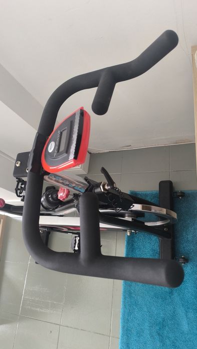 Bicicleta ginásio