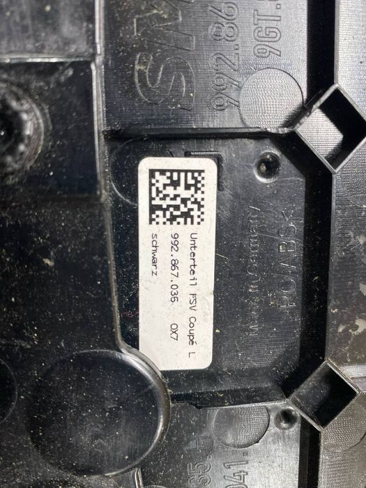 Porsche 911 992  ліва обшивка 9gt867043