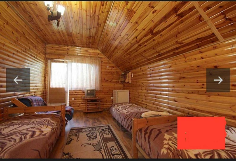 Здається будинок,в с.Дийда,,.біля озера