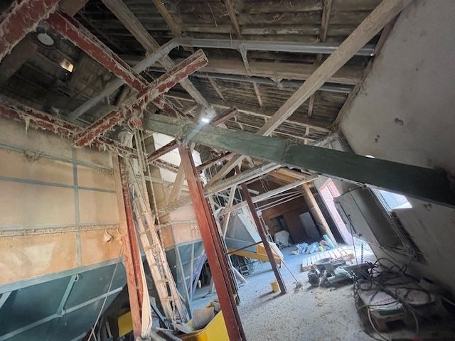 Silos na pasze - WEWNĘTRZNY - Silosy 2 tony pojemność