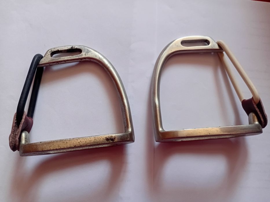 Амуніція для коня лошади