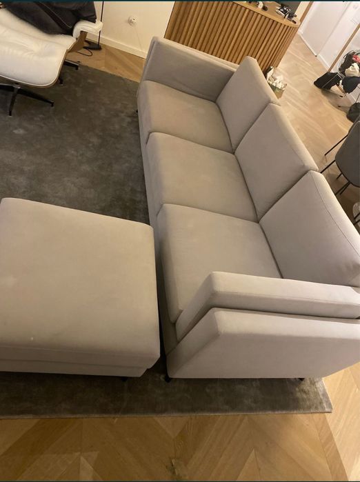 Sofa bege para recolha