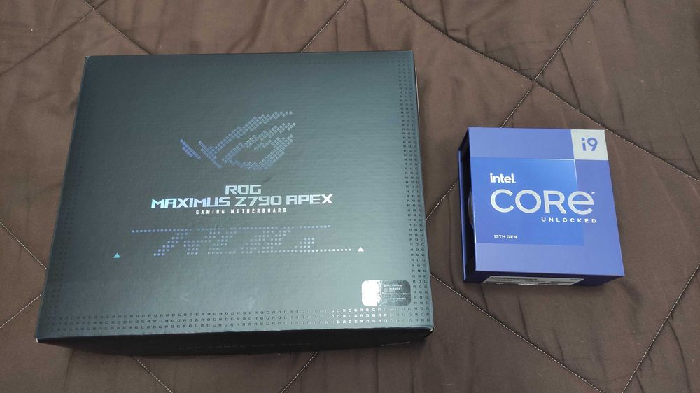 ASUS Rog Maximus Z790 APEX c/ i9-13900K