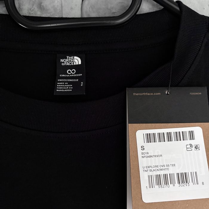 Koszulka t-shirt the north face tnf logo tee czarna black never stop exploring oversized offline boxy góry