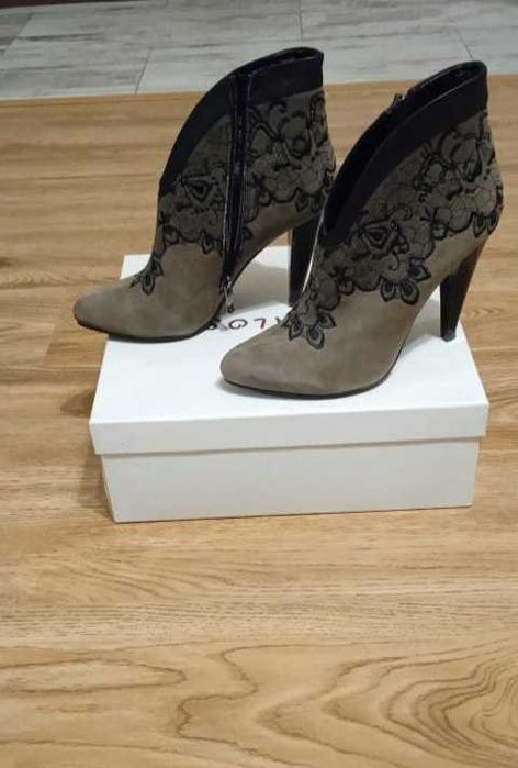 Ботильоны замшевые р.38