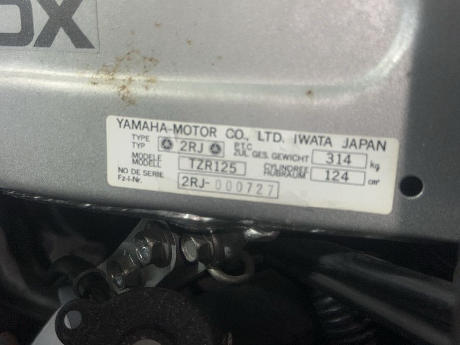 Yamaha tzr 125 (2RJ)