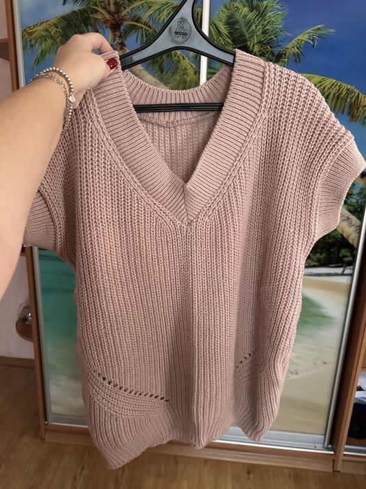 Теплий жилет жіночий