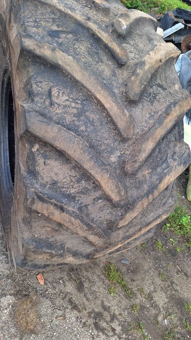 Opona 750/65/26 Pirelli