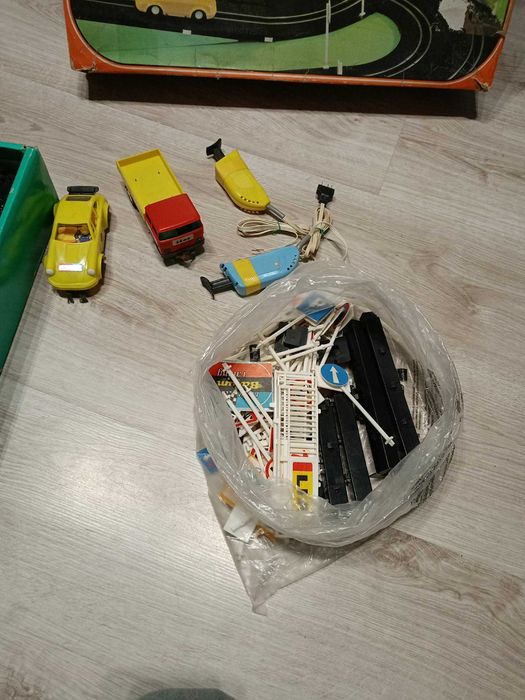 Zabawka PRL  Samochodowy tor wyścigowy elektryczny " Auto Draha "