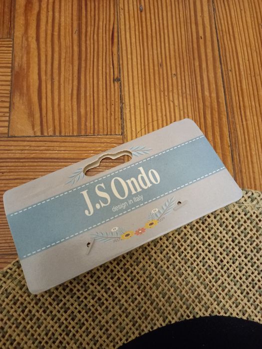 Chapéus novos em palhinha / homem e mulher