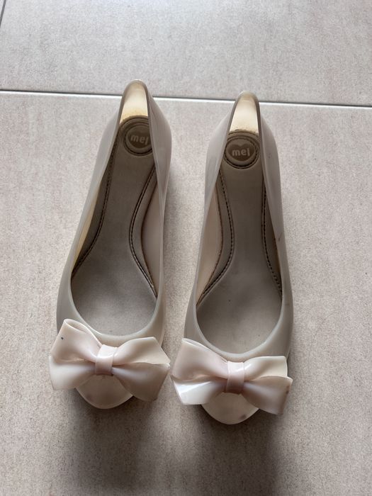 2 pares de melissas sabrinas