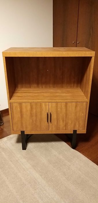 Móvel novo para sala, hall ou escritório