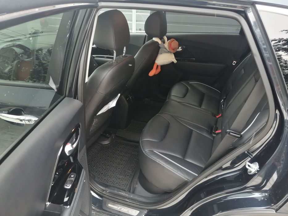 продам кіа Eniro