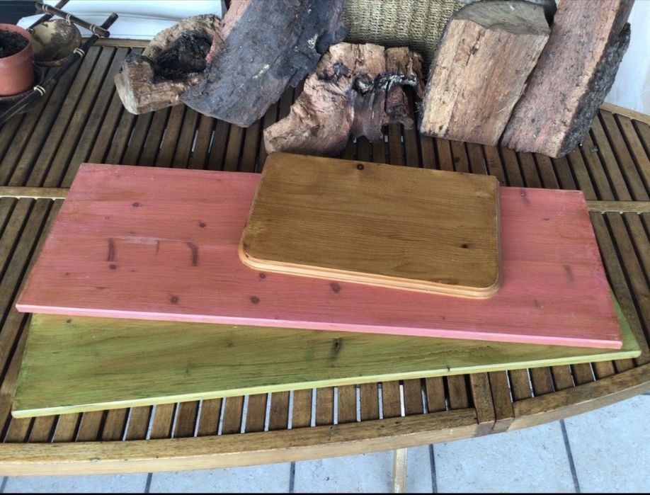 3 prateleiras em pinho