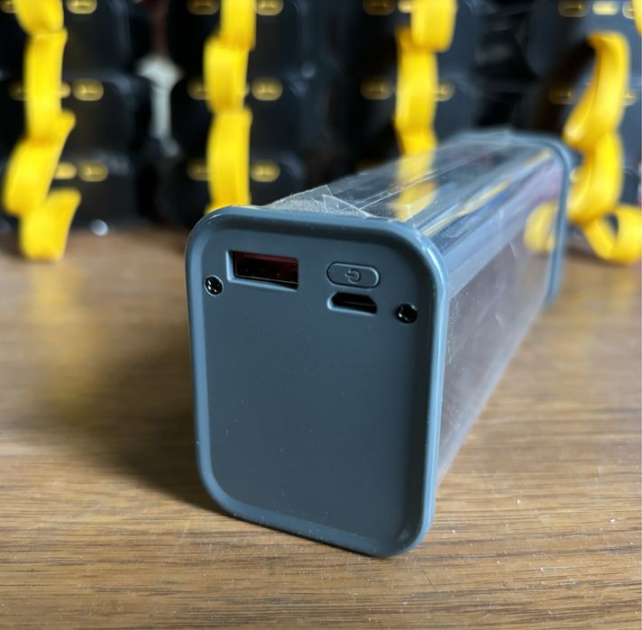 Повербанк 18650 tesla QC3.0 30000mAh