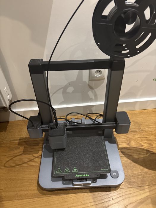 Ankermake m5c + filament + suszarka do filamentu prawie nieużywane