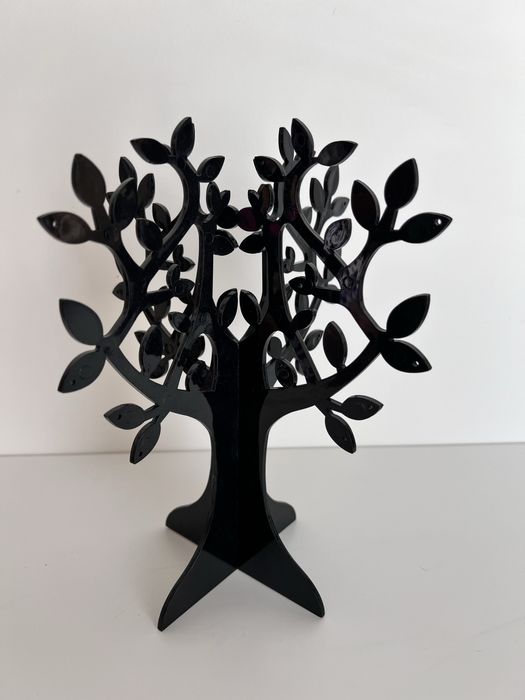 expositores e acessórios essenciais para joias