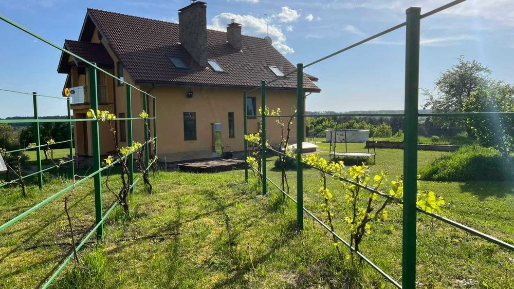 Продаж будинку Преміум-класу в ближньому передмісті!