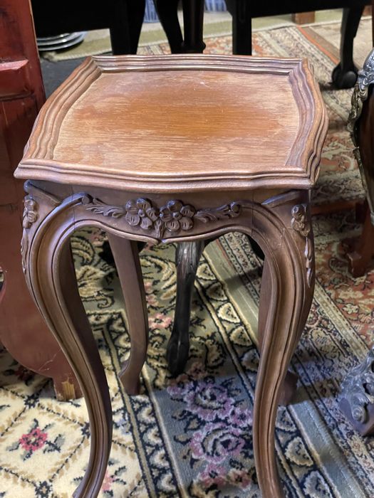 Mesinha antiga d luis