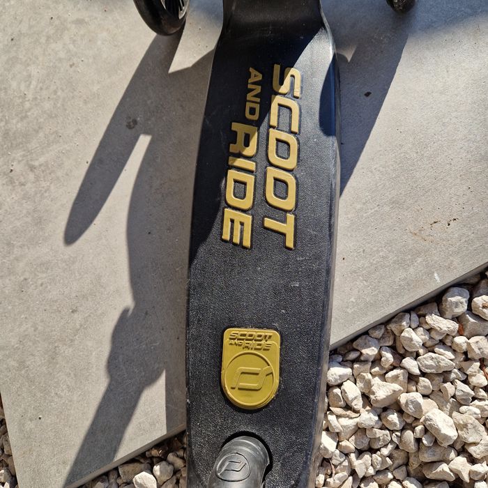 Hulajnoga scoot and ride