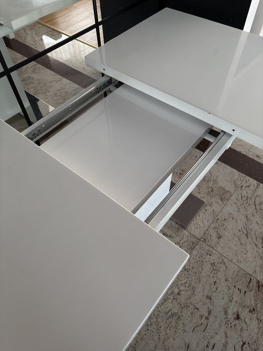 Stół biały lakierowany rozkładany