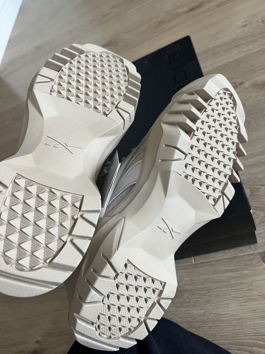 Кросівки Reebok Cardi-B