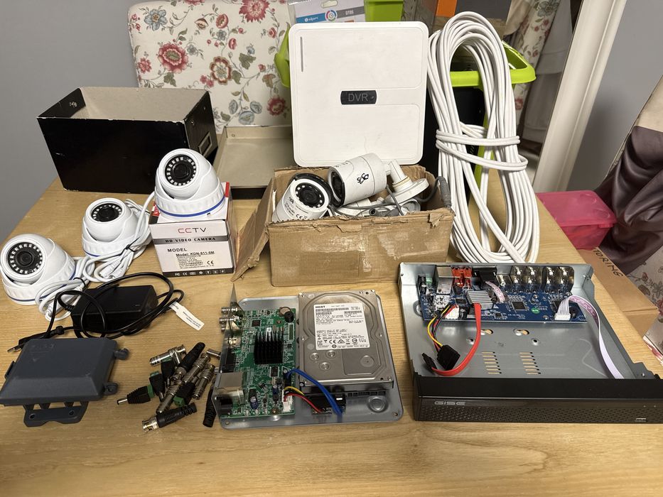 monitoring 4 i 8 kamer