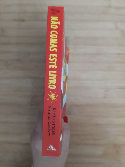 Livro " Não comas este livro "