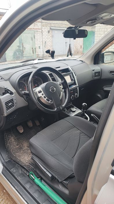 Продаю  авто  Нісан Ікстрейл