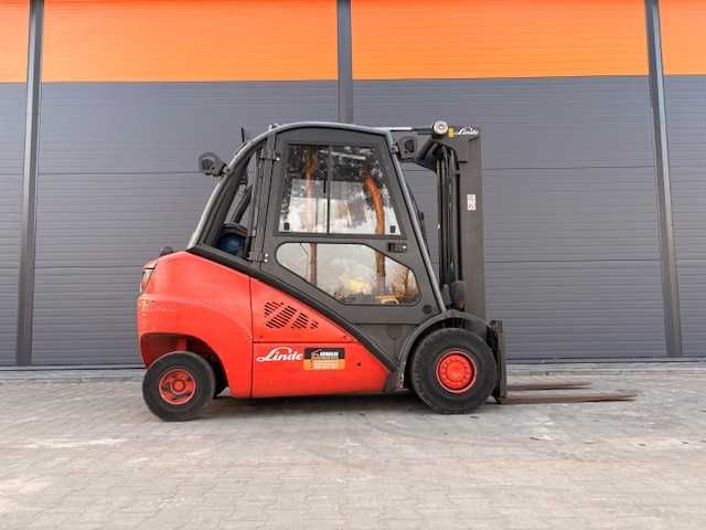 Wózek widłowy LINDE H35  LPG  triplex  przesuw  WOLNY SKOK  rok 2009