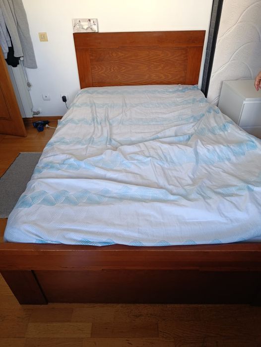 Cama Solteiro usada .