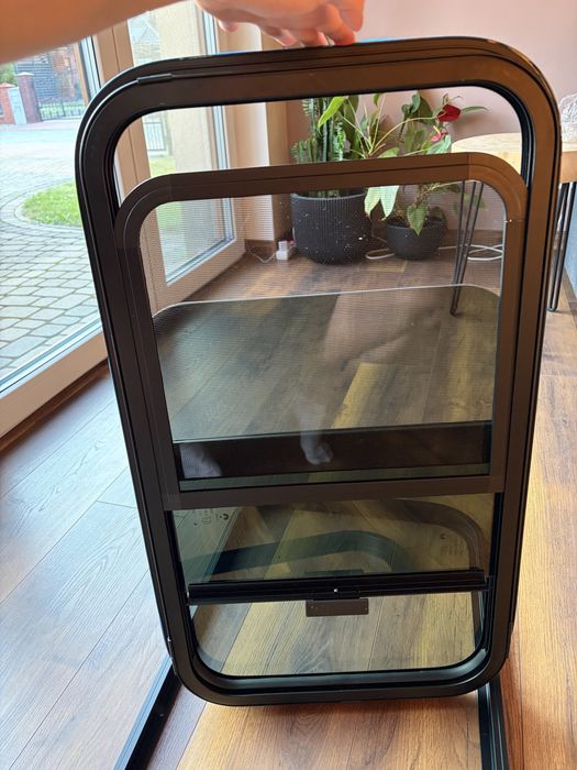 Okno przesuwne z moskitierą do kampera 700x400mm