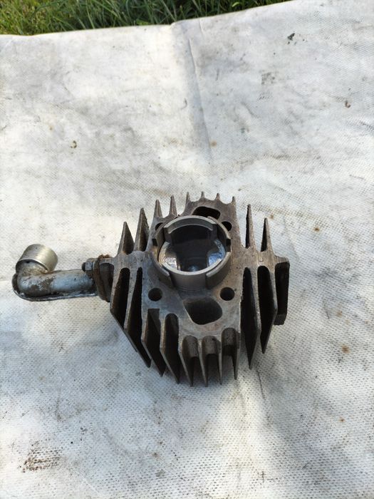 Żeliwny Cylinder do jawki 555