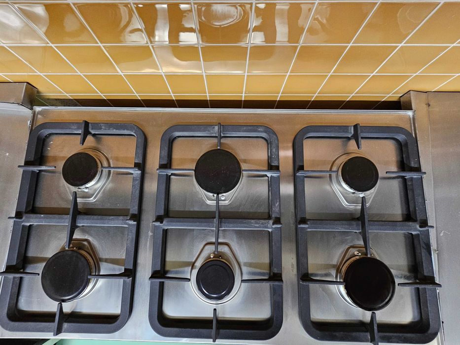 Fogão a Gás Industrial – 6 Queimadores | NOVO, por Estrear
