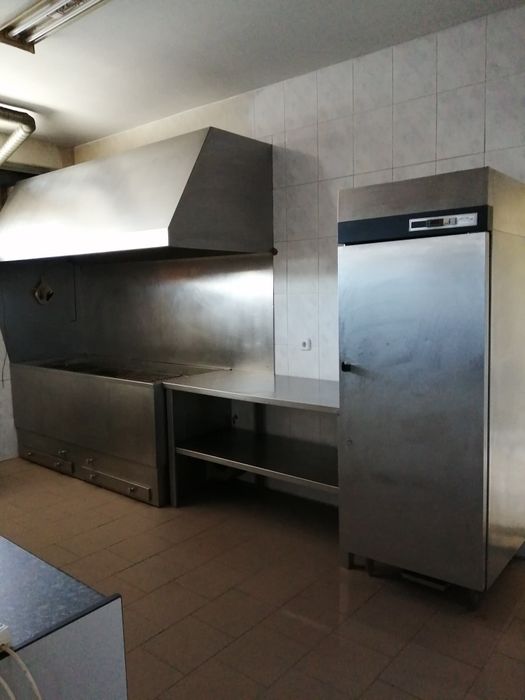 Arrendo estabelecimento comercial para Café ou Restaurante