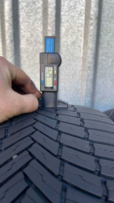 Шини б/у 245 50 R18 Bridgestone WeatherControl A005evo