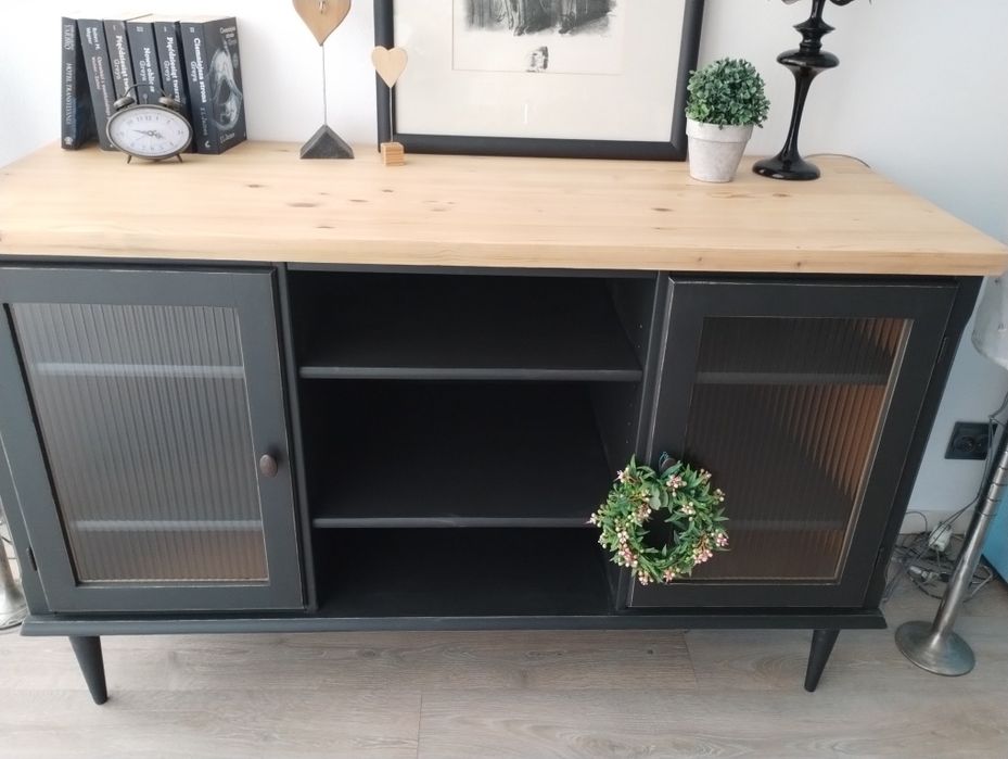 Komoda lite drewno ryflowane szyby