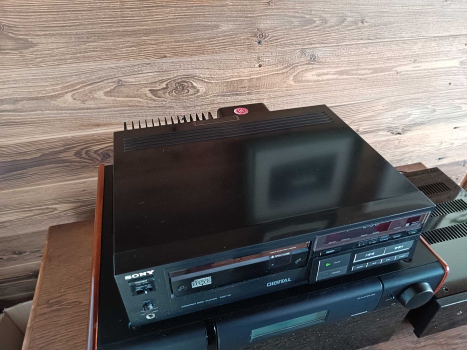 Odtwarzacz CD Sony CDP 101  stan kolekcjonerski, zamiana na amplituner
