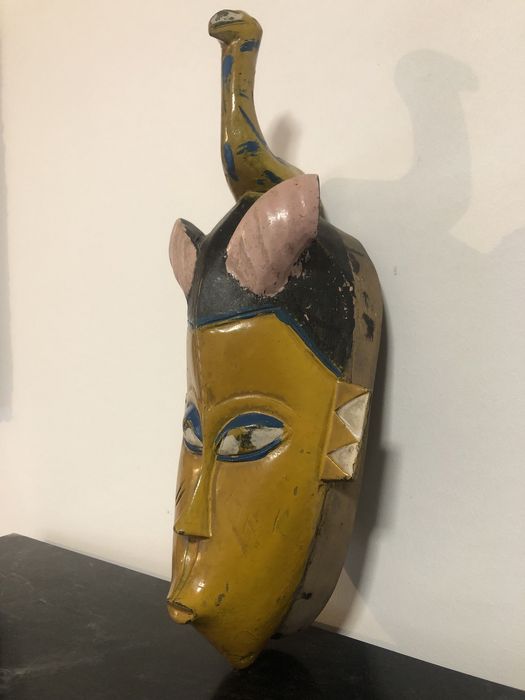 Mascara madeira Baule