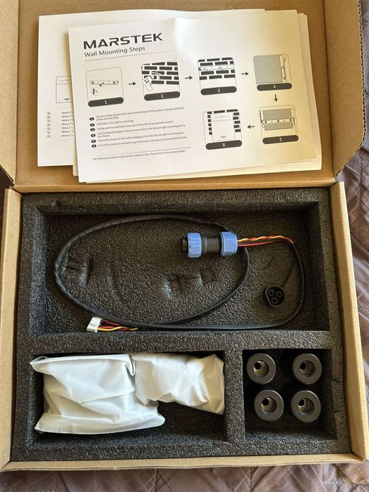 Комплект резервного живлення Marstek Venus C 2.5 кВт,  2.56 кВт*год,