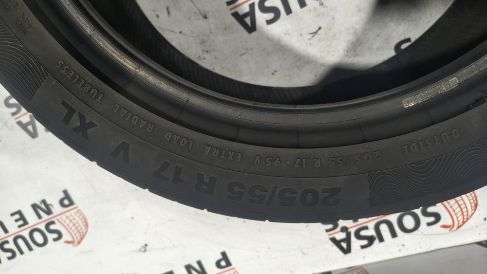 2 pneus novos 205-55R17 Continental - Oferta dos Portes