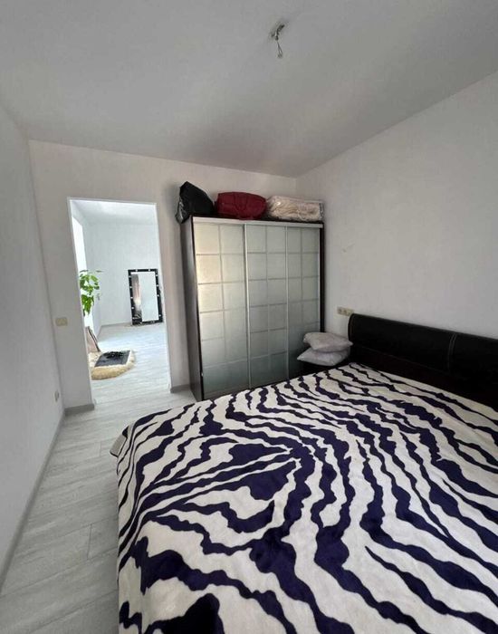 СУПЕР ЦІНА! 4-кімнатна квартира з новим ремонтом на Озерній