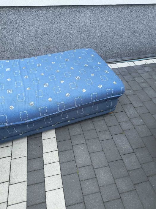 Tapczan do pokoju dziecięcego