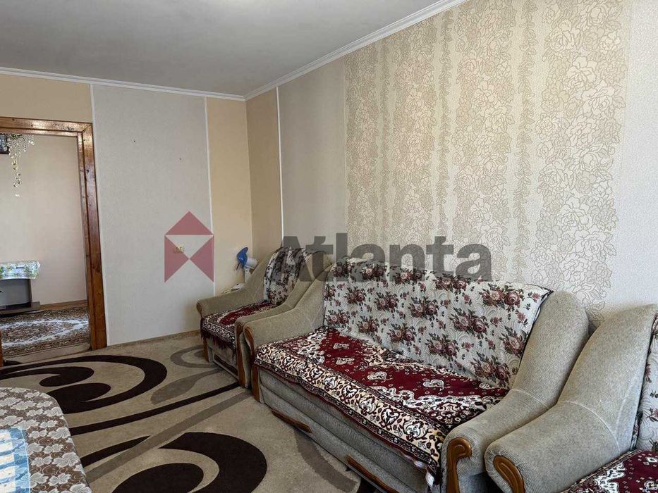 Продаж 4 кімнатної квартири по вул Пасічна 73.1м2 (Панельний будинок)