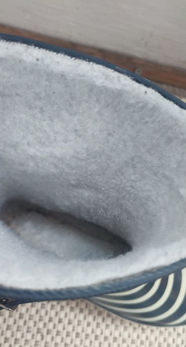 Чоботи гумові 37 р. для гарно настрою в дощову погоду