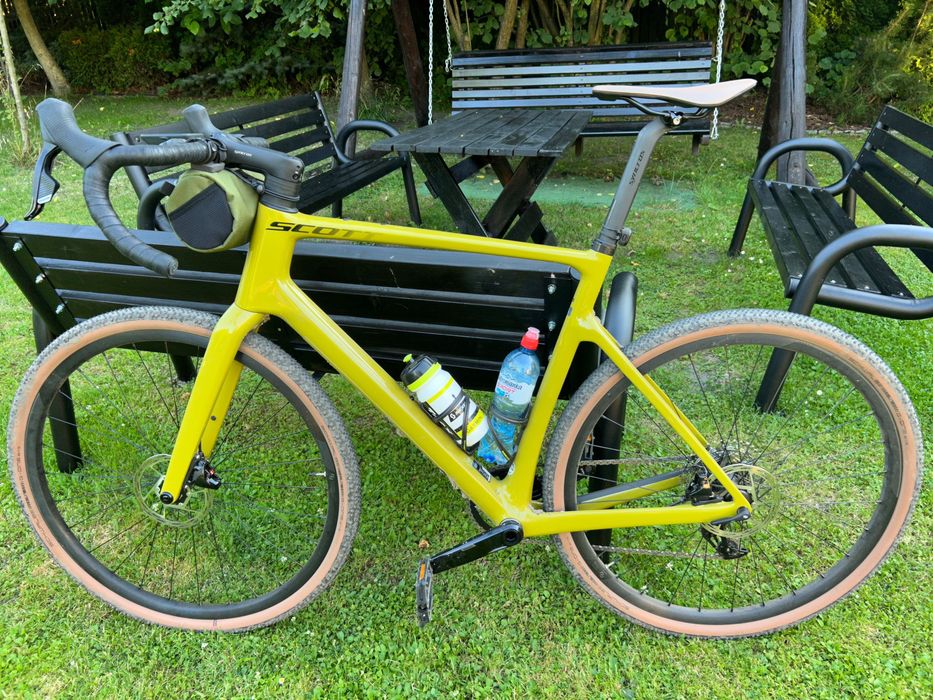 Scott Addict Gravel 20 Carbon 2023 SRAM Rival XPLR AXS XL – 1000 km