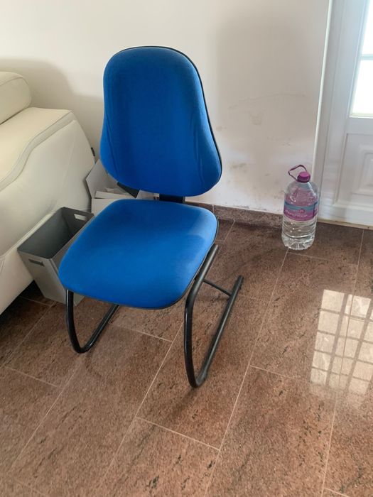 Moveis de escritório como novos vende se