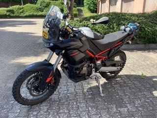 Sprzedam Aprilia Tuareg 660, salon PL, pierwszy właściciel, gwarancja.