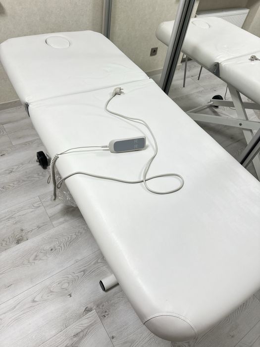 Кушетка косметологічна електрична