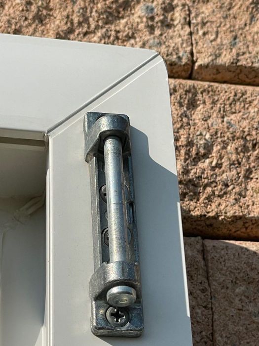 REHAU балконні металопласт двері 236,5х66 см двокамерний склопакет